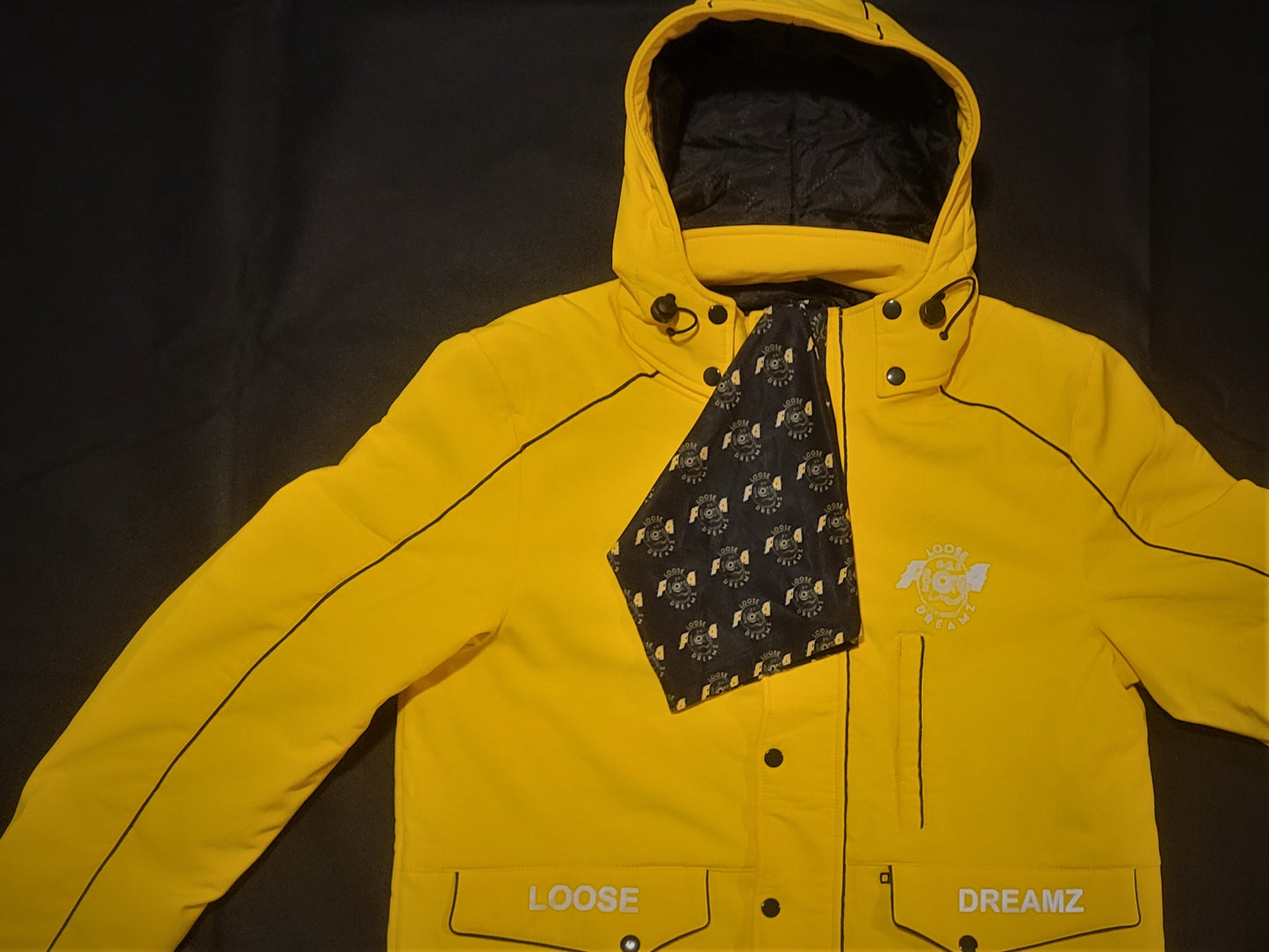 Loose Dreamz Softshell Coat